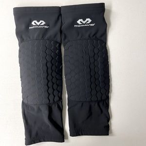 McDavid Basketball Knee Pads. Black Size Medium